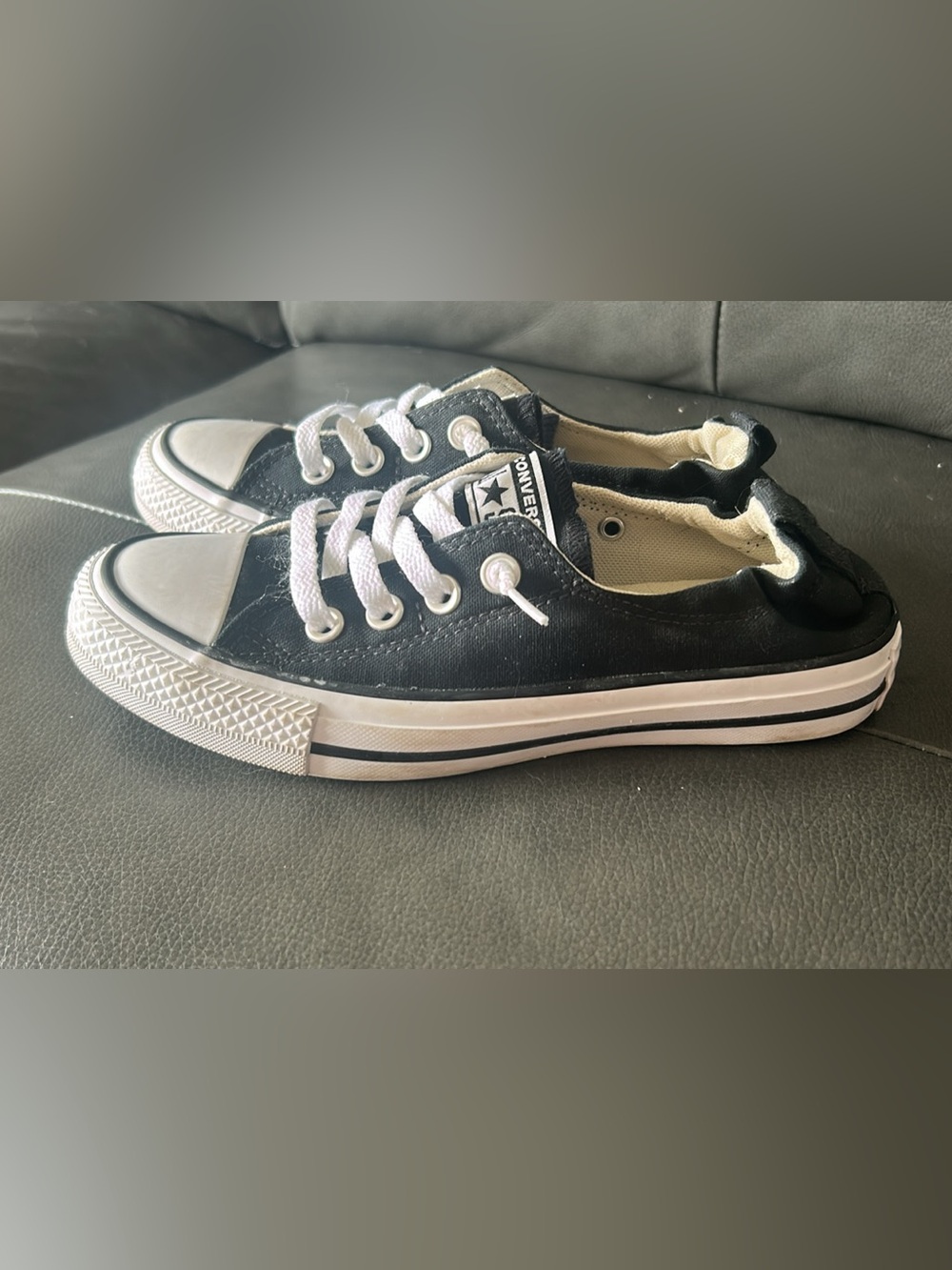 Converse Black Low Top Canvas Sneakers ladies 6.5
